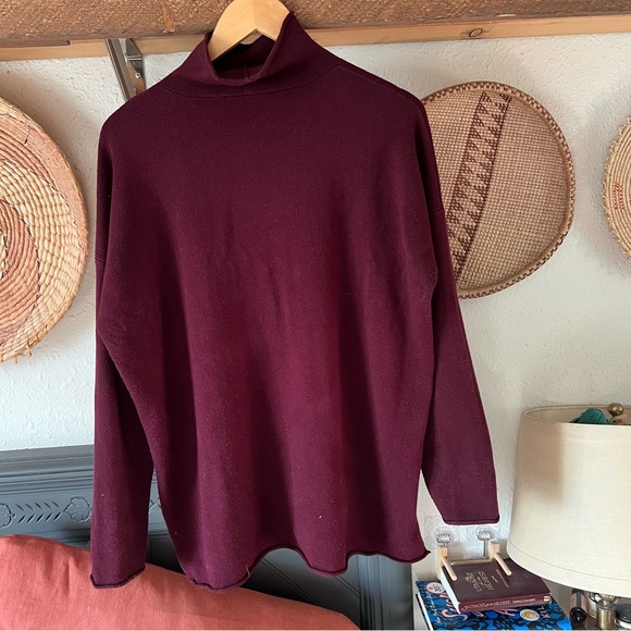 ☀️ French connection purple/plum mock turtleneck sweater - Picture 1 of 7